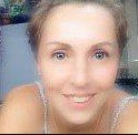 Яна Попова